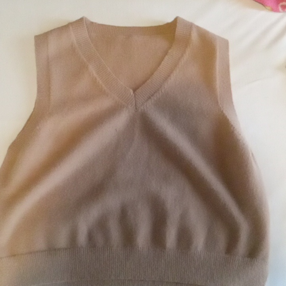 Sweater-vest